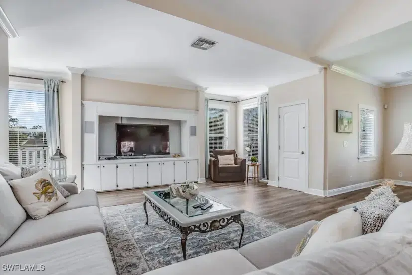 Picture of 6941 Hunters Rd, Naples FL 34109