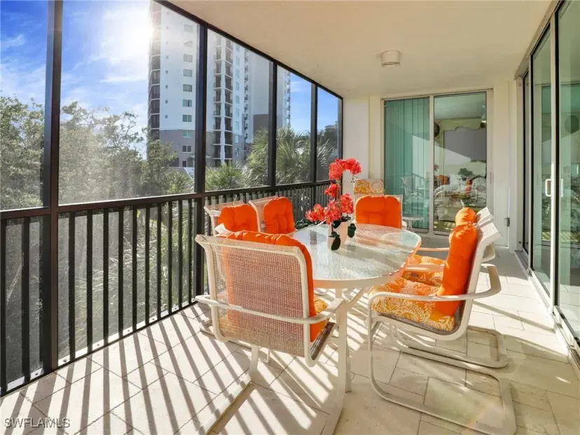 Picture of 455 Cove Tower Dr 303, Naples FL 34110