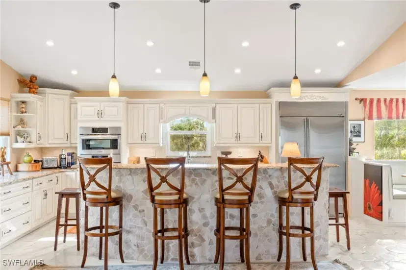 Picture of 1103 Schooner Pl, Sanibel FL 33957