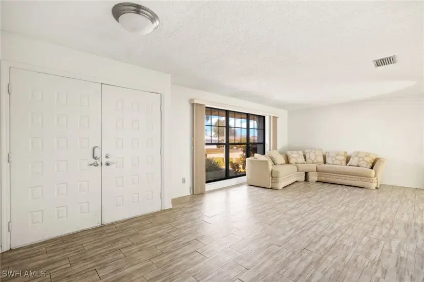 Picture of 5223 Glade Ct, Cape Coral FL 33904