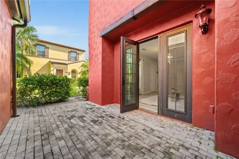 Picture of 9025 Alturas St 3102, Naples FL 34113