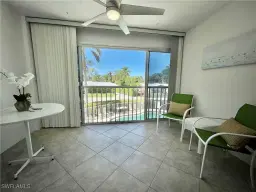 Picture of 1900 Alamanda Dr 208, Naples, FL 34102