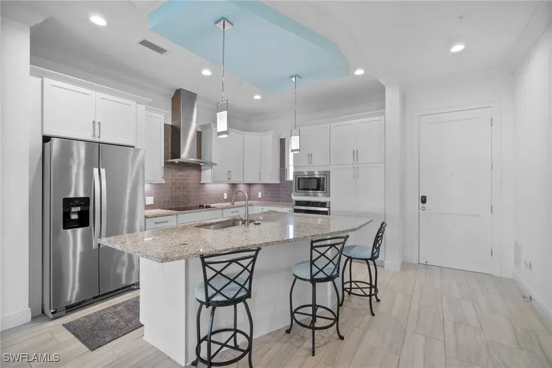 Picture of 21450 Strada Nuova Cir A304, Estero, FL 33928