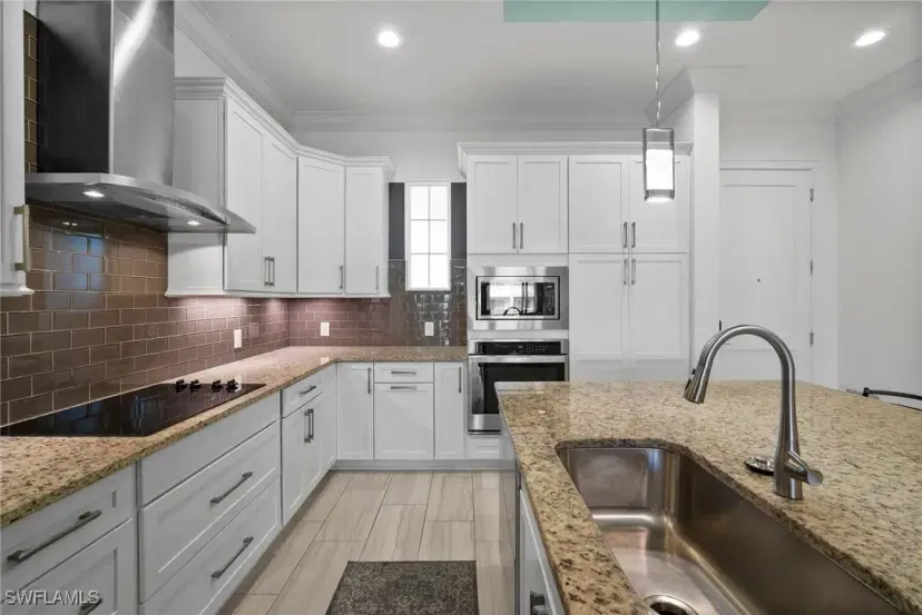 Picture of 21450 Strada Nuova Cir A304, Estero FL 33928
