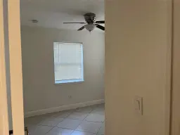 Picture of 211 S F, Lake Worth Beach, FL 33460