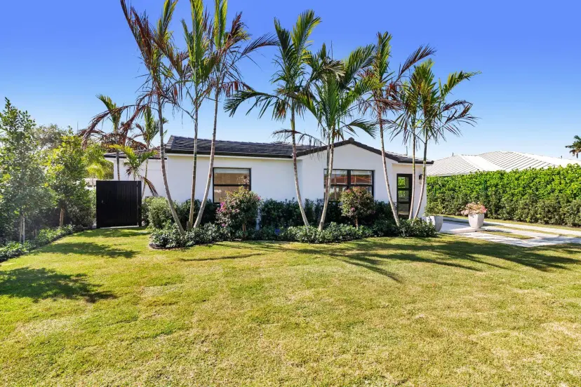 Picture of 338 Alhambra Place, West Palm Beach FL 33405