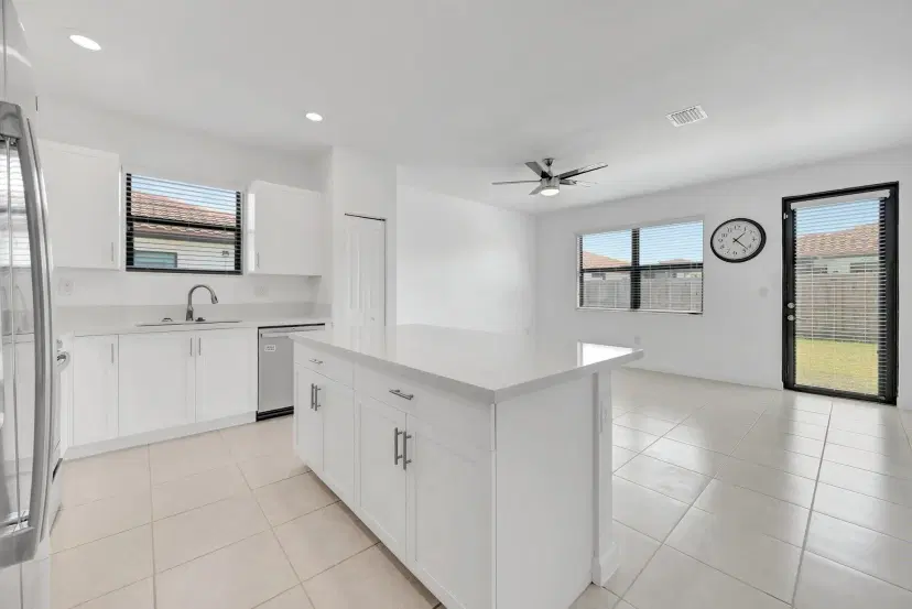 Picture of 2574 SE 2Nd St, Homestead FL 33033