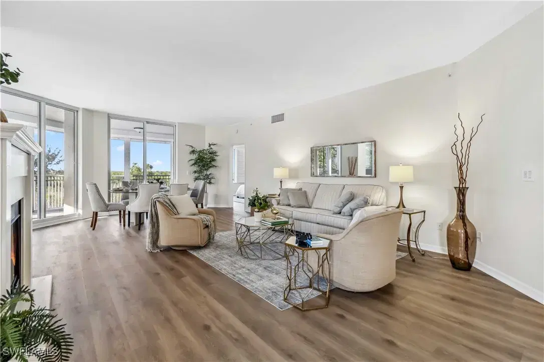 Picture of 1001 Arbor Lake Dr 101, Naples, FL 34110