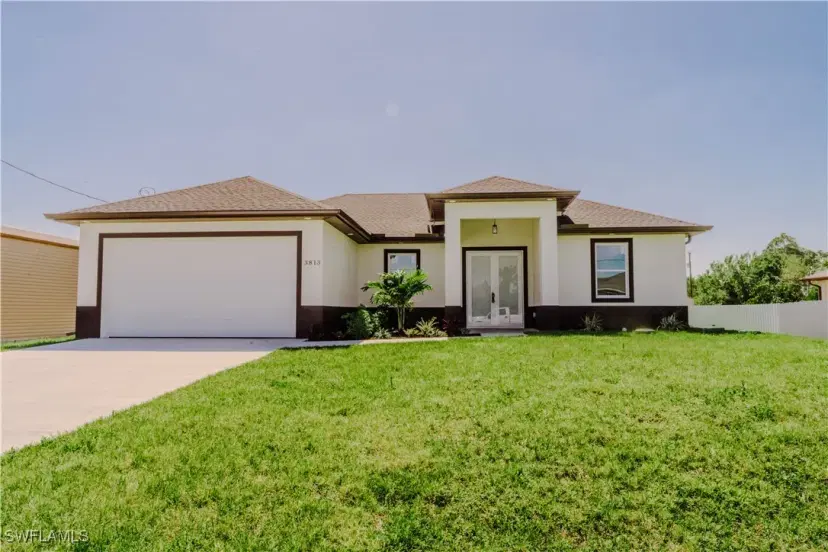 Picture of 3813 2Nd St Sw, Lehigh Acres FL 33976