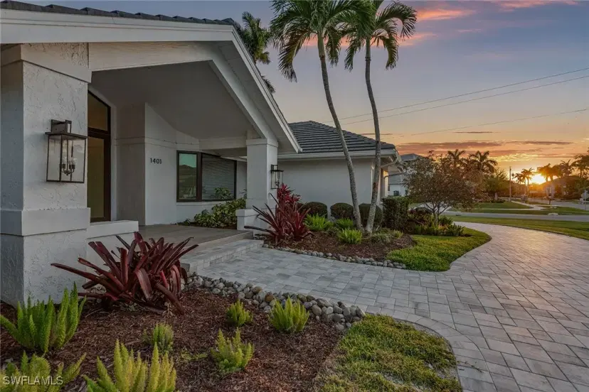 Picture of 1401 Salvadore Ct, Marco Island FL 34145