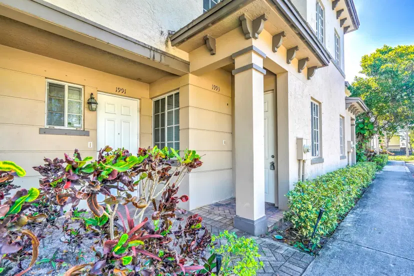 Picture of 1993 Marsh Harbor Drive 410, Riviera Beach FL 33404