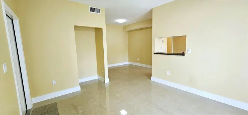 Picture of 1881 NW 96Th Terrace 7F, Pembroke Pines FL 33024