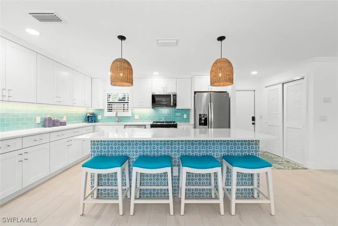 Picture of 5117 Sea Bell Rd D105, Sanibel, FL 33957