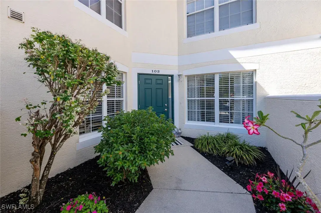 Picture of 4960 Deerfield Way E103, Naples, FL 34110
