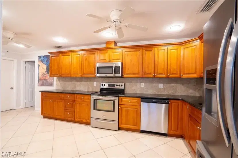 Picture of 4639 Siesta Cir, Fort Myers FL 33901