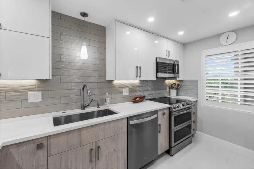 Picture of 625 Oaks Drive 508, Pompano Beach FL 33069
