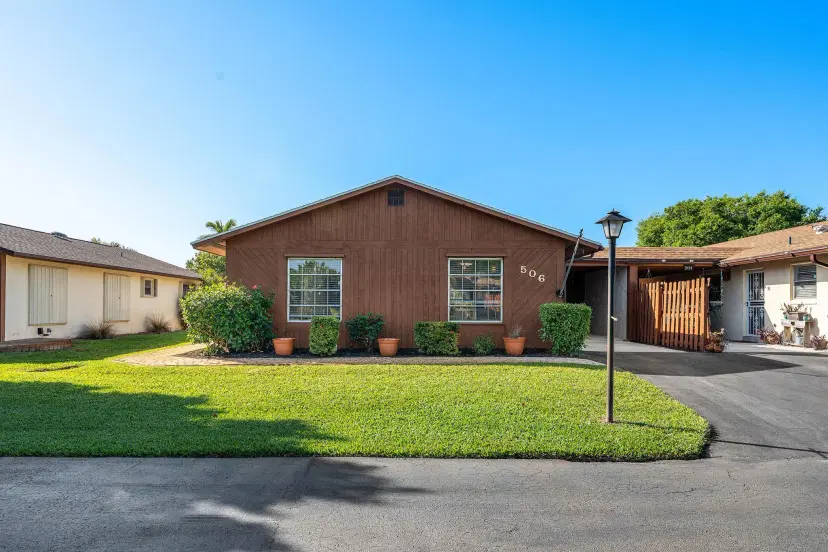 Picture of 506 SE 27Th Lane, Boynton Beach FL 33435