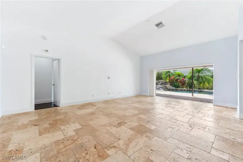 Picture of 2360 Outrigger Ln, Naples FL 34104