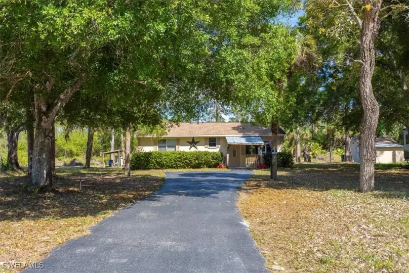 Picture of 110 10Th St Se, Naples FL 34117