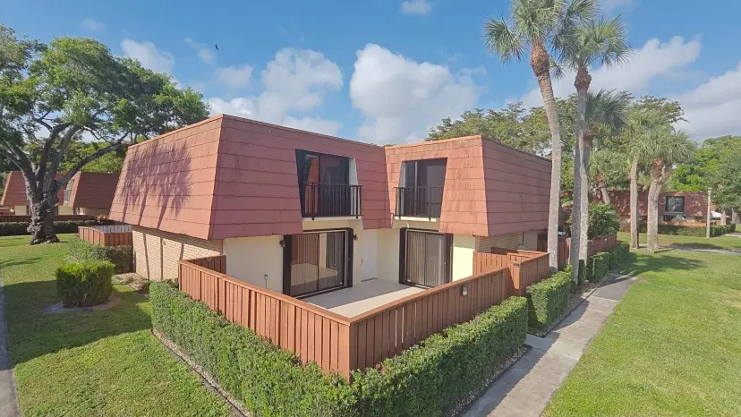 Picture of 306 Buttonwood Ln 306, Boynton Beach FL 33436