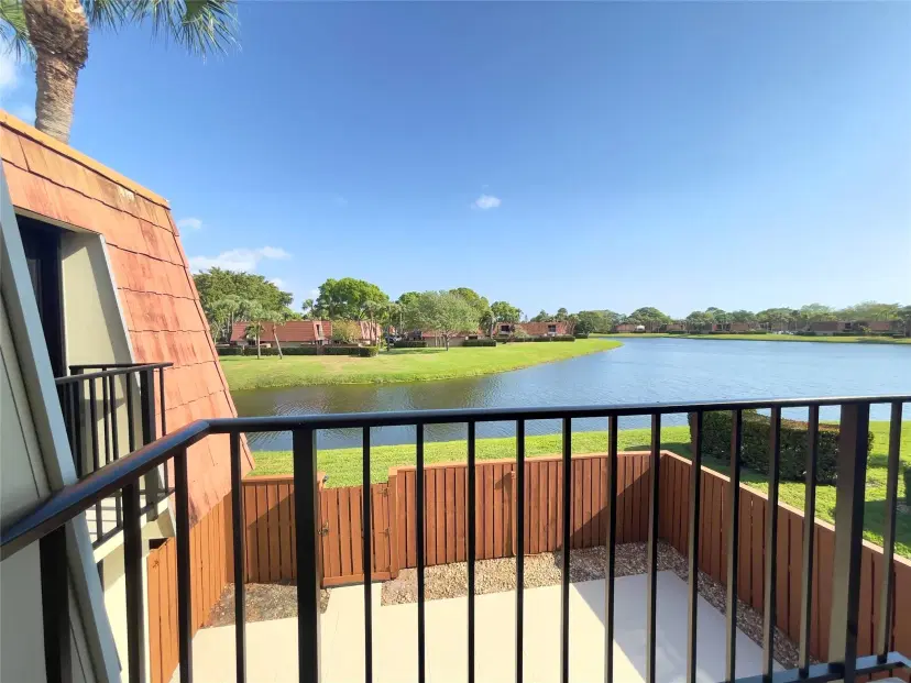 Picture of 306 Buttonwood Ln 306, Boynton Beach FL 33436