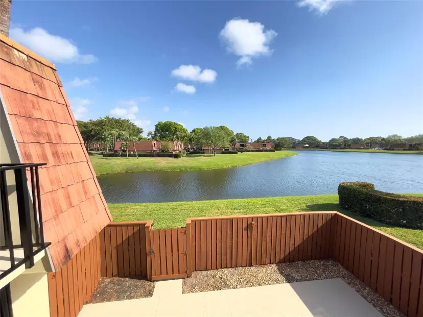 Picture of 306 Buttonwood Ln 306, Boynton Beach FL 33436