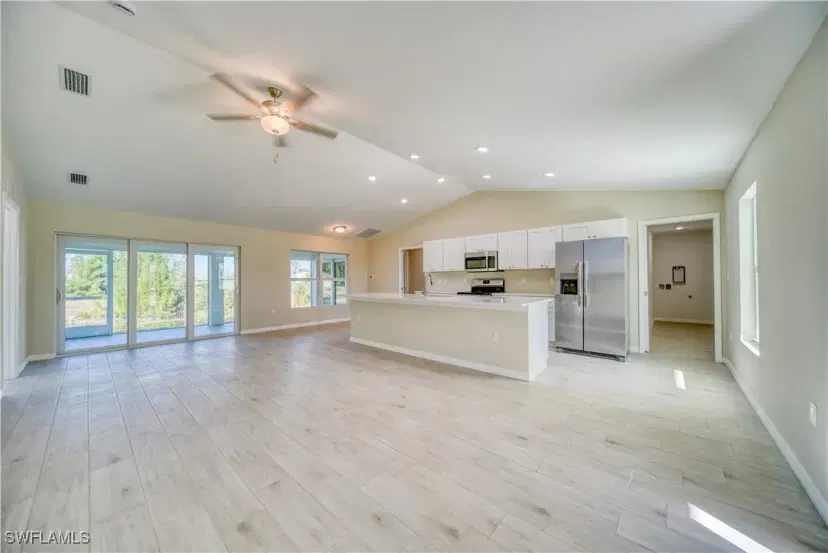 Picture of 4034 NE 9Th Pl, Cape Coral FL 33909