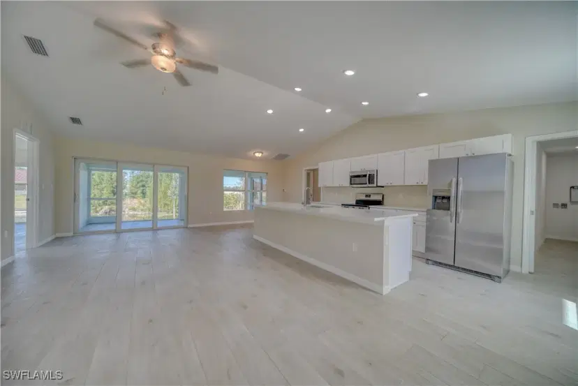 Picture of 4034 NE 9Th Pl, Cape Coral FL 33909