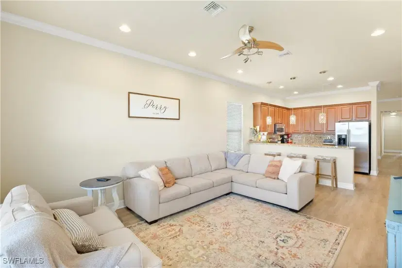 Picture of 10480 Carolina Willow Dr, Fort Myers FL 33913