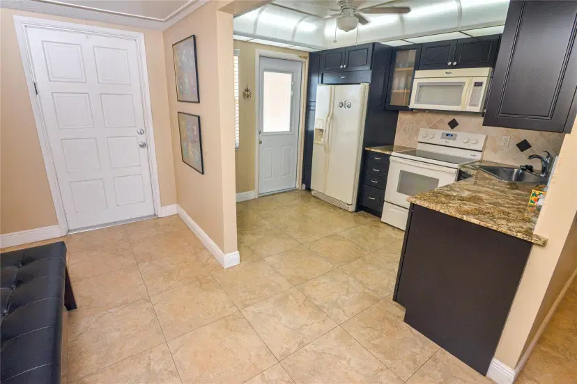 Picture of 2661 S Course Dr 707, Pompano Beach FL 33069