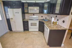 Picture of 2661 S Course Dr 707, Pompano Beach, FL 33069