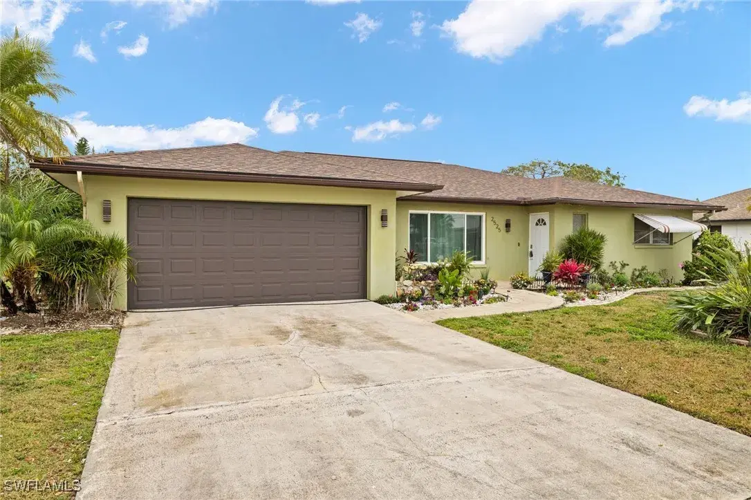 Picture of 2525 Shelby Pkwy, Cape Coral, FL 33904