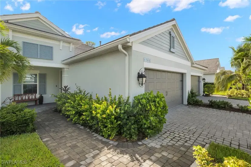 Picture of 11616 Solano Dr, Fort Myers FL 33966