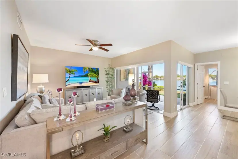 Picture of 2761 Citrus Lake Dr H102, Naples FL 34109