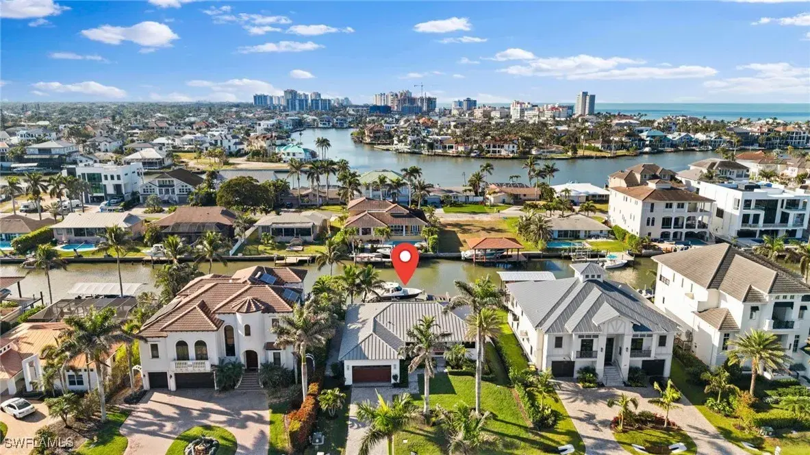 Picture of 266 Egret Ave, Naples, FL 34108