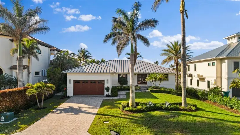 Picture of 266 Egret Ave, Naples FL 34108