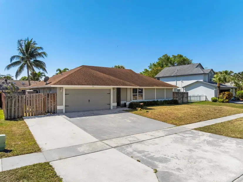 Picture of 103 Queens Lane, Royal Palm Beach FL 33411
