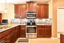 Picture of 3747 Tilbor Cir, Fort Myers, FL 33916