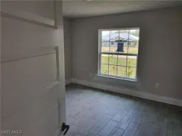 Picture of 1127 NW 14Th Ter, Cape Coral, FL 33993