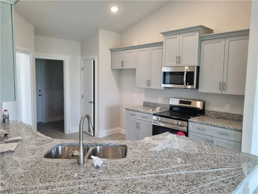 Picture of 1127 NW 14Th Ter, Cape Coral FL 33993