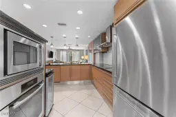 Picture of 3001 Sandpiper Bay Cir B103, Naples, FL 34112