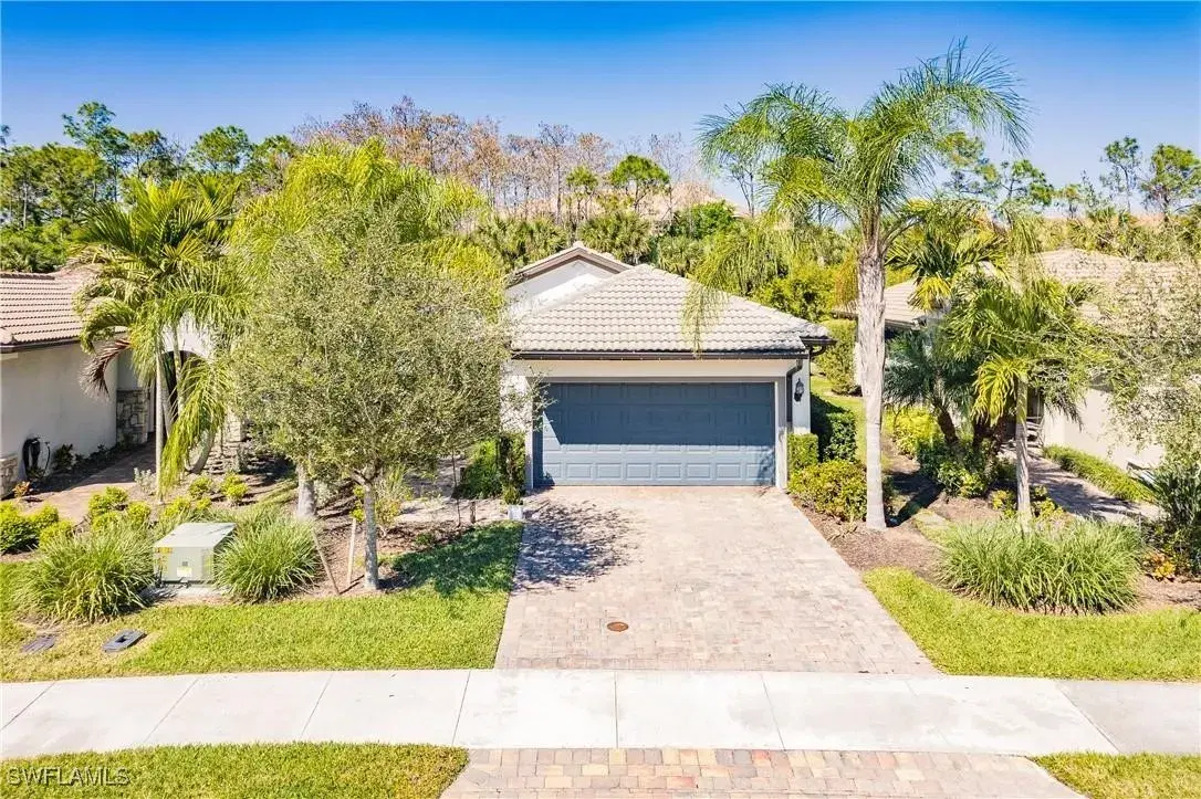 Picture of 11216 Carlingford Rd, Fort Myers, FL 33913