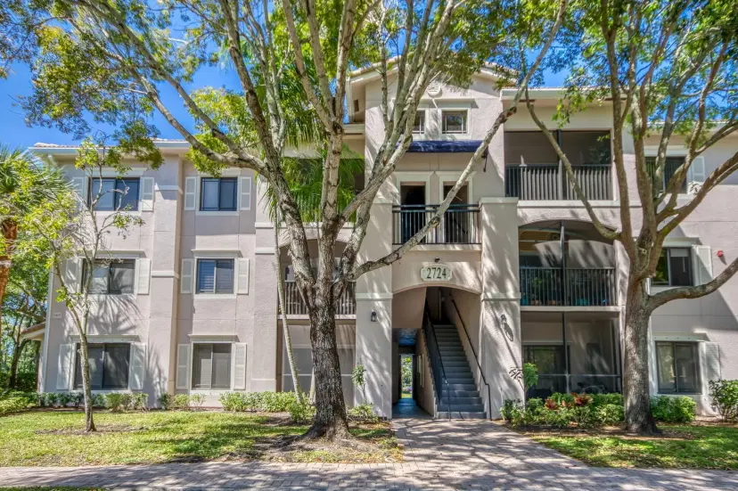 Picture of 2724 Anzio Court 101, Palm Beach Gardens FL 33410