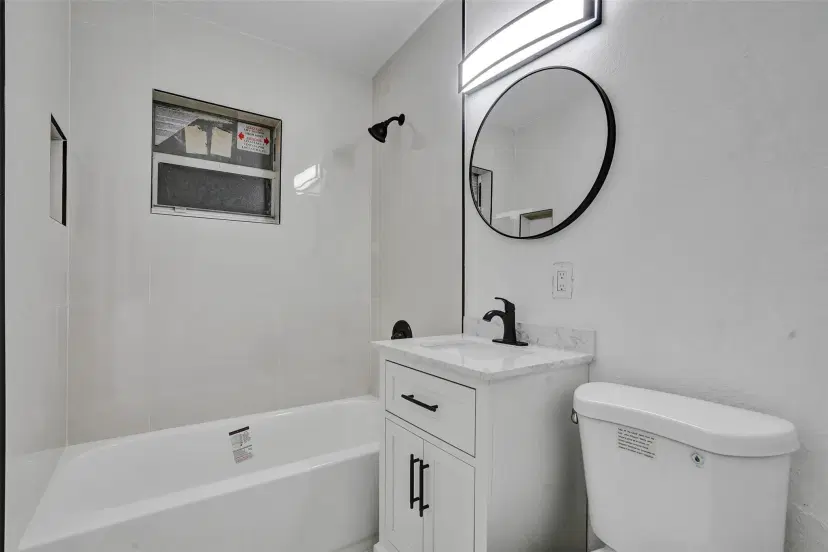 Picture of 1632 Lauderdale Manor Dr, Fort Lauderdale FL 33311