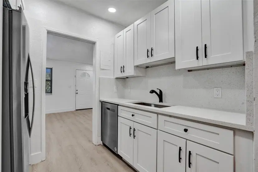 Picture of 1632 Lauderdale Manor Dr, Fort Lauderdale FL 33311