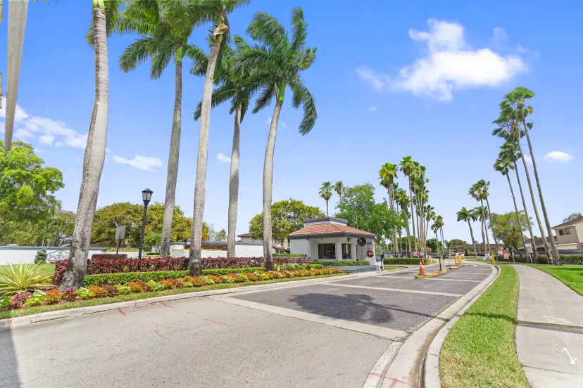 Picture of 6557 NW 172Nd Lane, Hialeah FL 33015