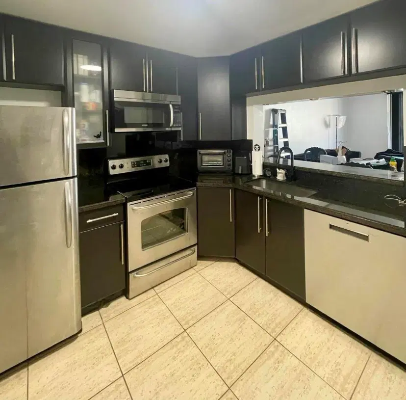 Picture of 400 NE 12Th Ave 305, Hallandale Beach FL 33009