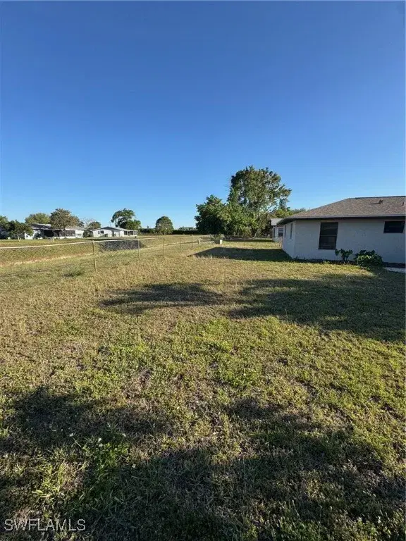 Picture of 276 Ground Dove Cir, Lehigh Acres FL 33936