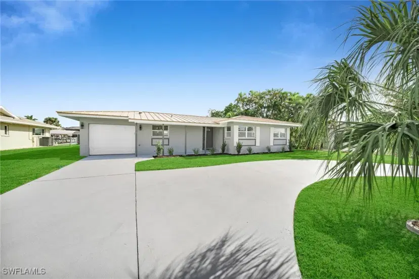 Picture of 5275 Stratford Ct, Cape Coral FL 33904