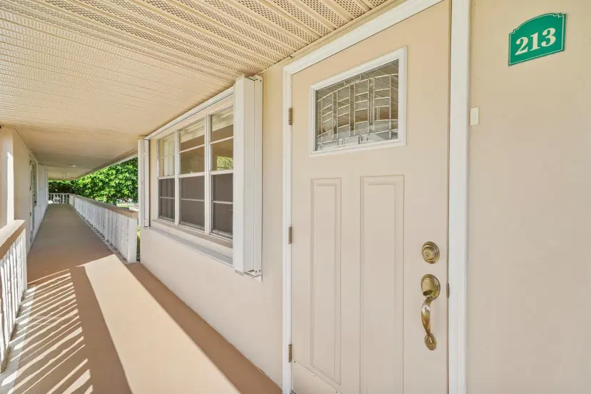 Picture of 213 Cambridge I, West Palm Beach FL 33417